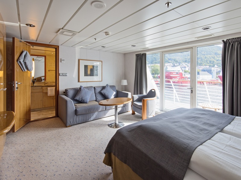 Expedition Suite | Suite on upper deck